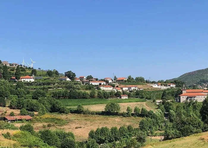 Burra Velha - Private House * Celorico De Basto