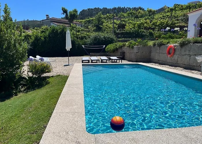 Burra Velha - Private House Vakantiehuis Celorico De Basto